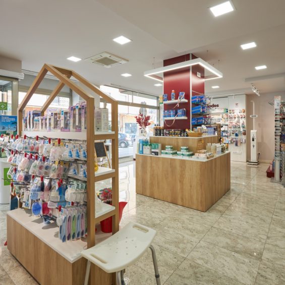 Reforma Farmacia Casillas