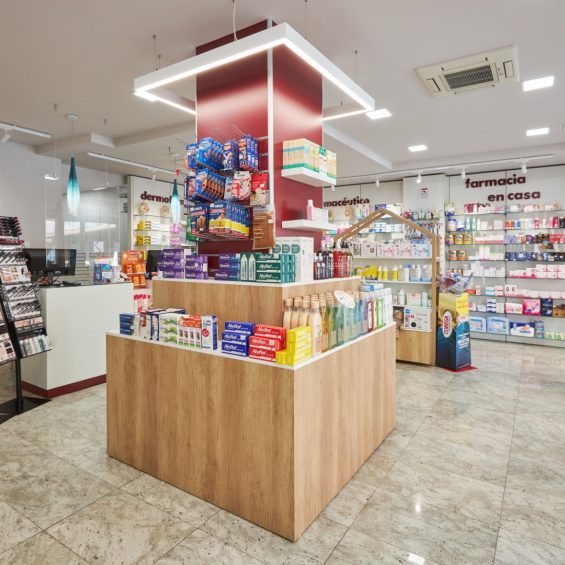 Reforma Farmacia Casillas