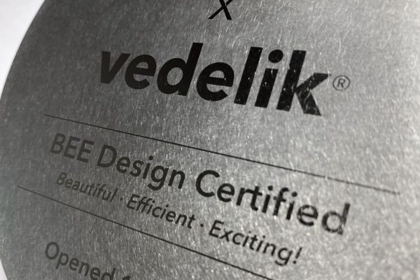 Vedelik BEE Design Certified